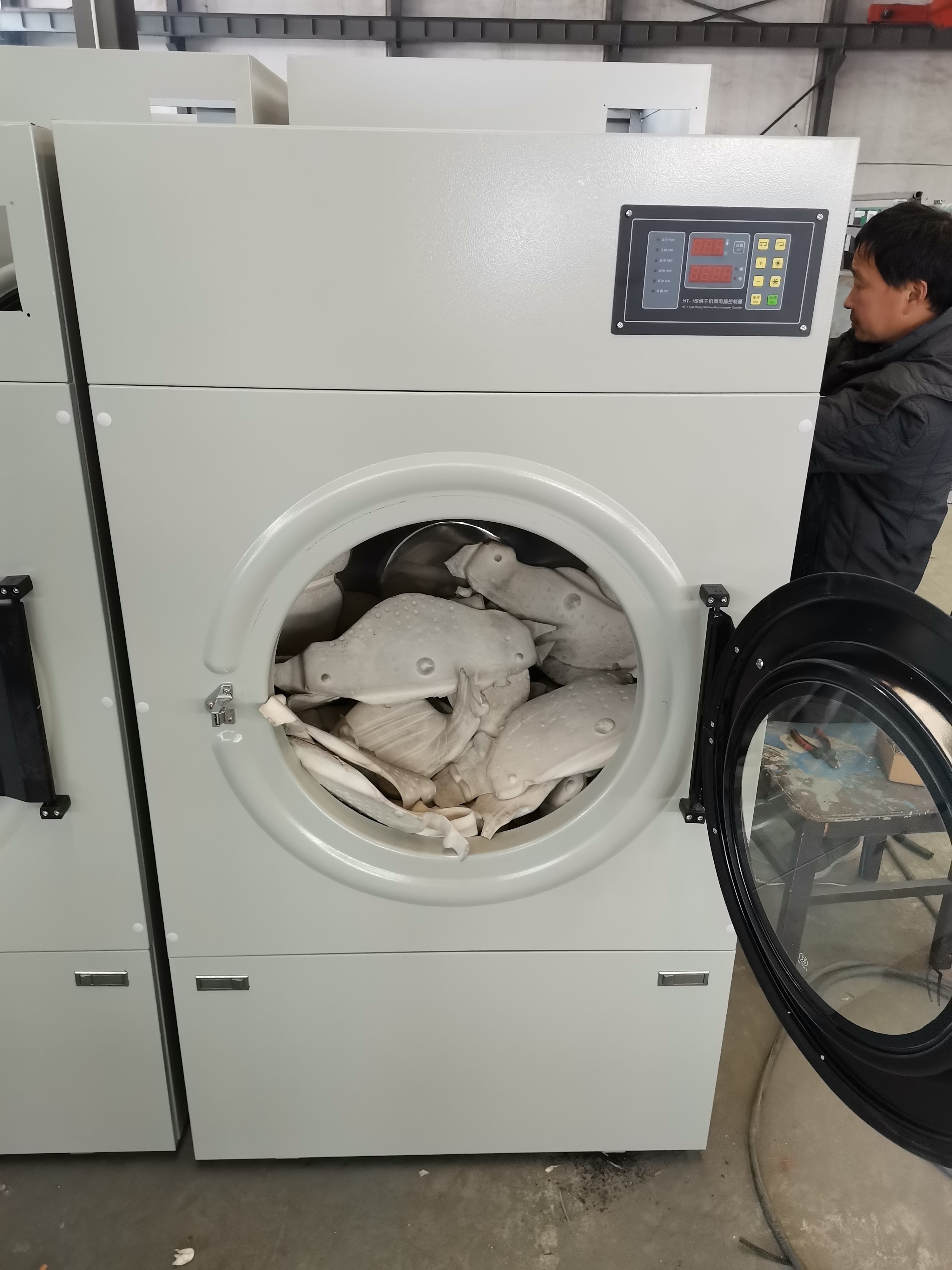 泰州禹创机械江泰牌干衣机 大型洗衣机 洗脱机 甩水机质量好服务好售后好